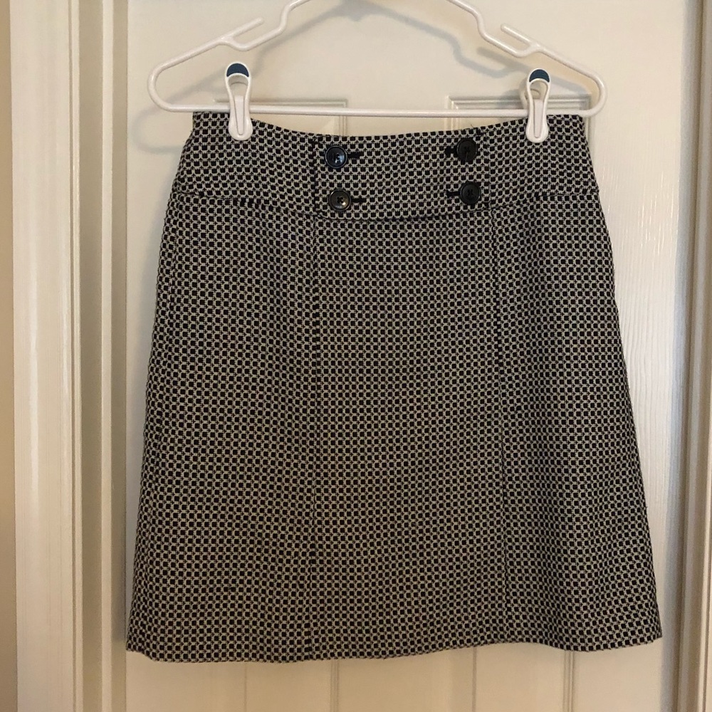 Ann Taylor skirt size 4